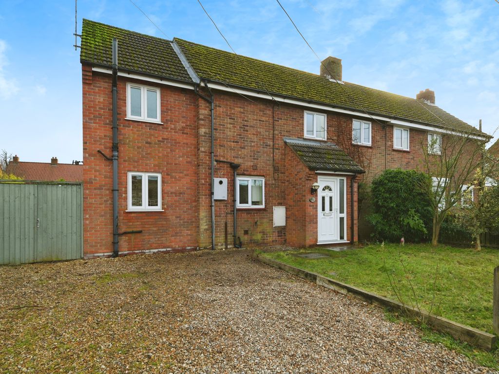3 bed detached house for sale in St. Nicholas Close, Gayton, King