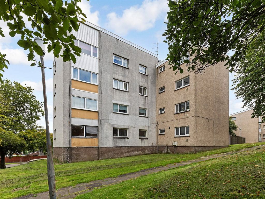 2 bed flat for sale in Glen Moy, East Kilbride, Glasgow, South Lanarkshire G74, £60,000