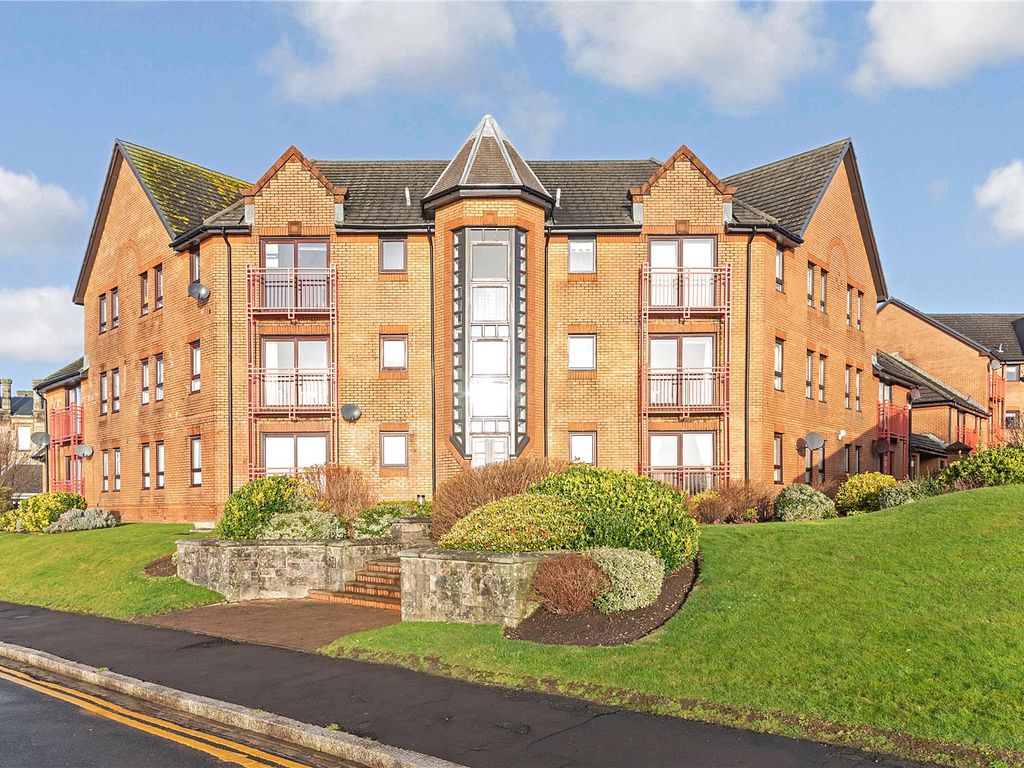 2 bed flat for sale in Curlinghall, Largs, North Ayrshire KA30, £175,000