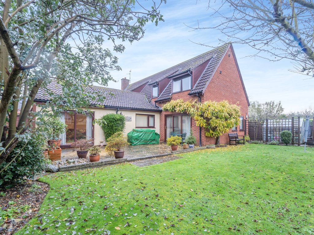 4 bed detached house for sale in Main Street, Baston, Peterborough PE6, £485,000