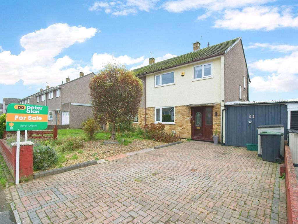 3 bed property for sale in Birbeck Road, Caldicot NP26, £265,000