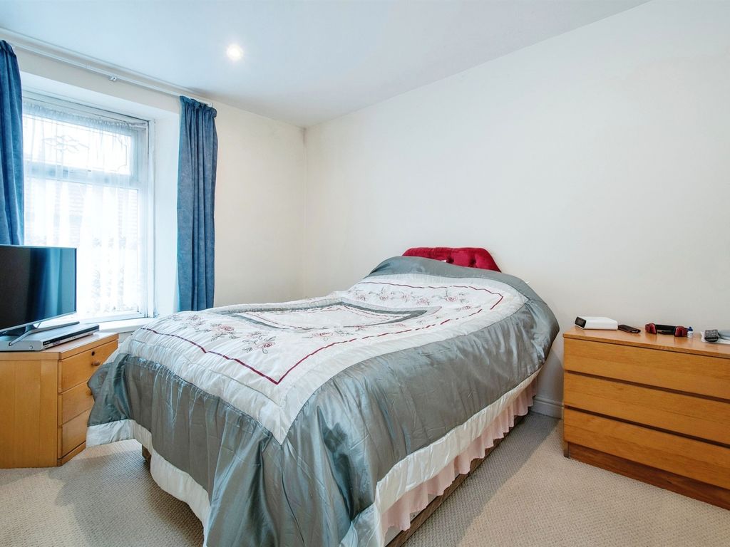 4 bed terraced house for sale in Duffryn Street, Pontlottyn, Bargoed CF81, £150,000
