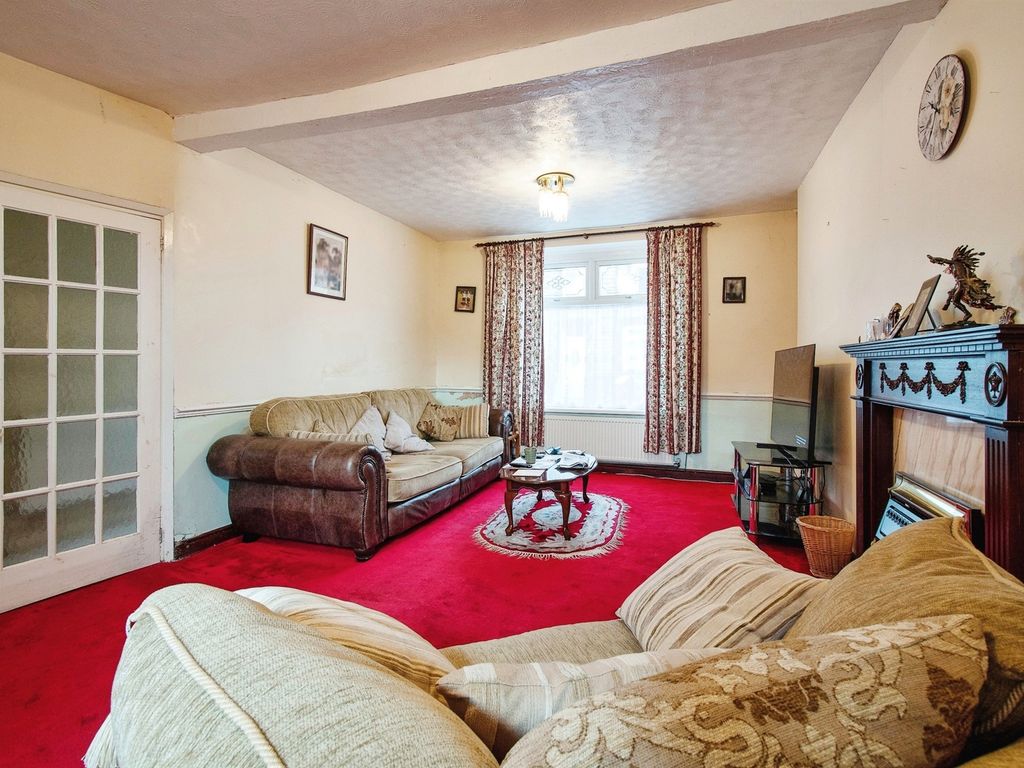 4 bed terraced house for sale in Duffryn Street, Pontlottyn, Bargoed CF81, £150,000