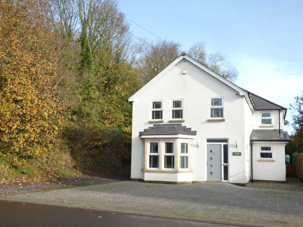 4 bed detached house for sale in Swanbridge Road, Sully, Penarth CF64, £699,950