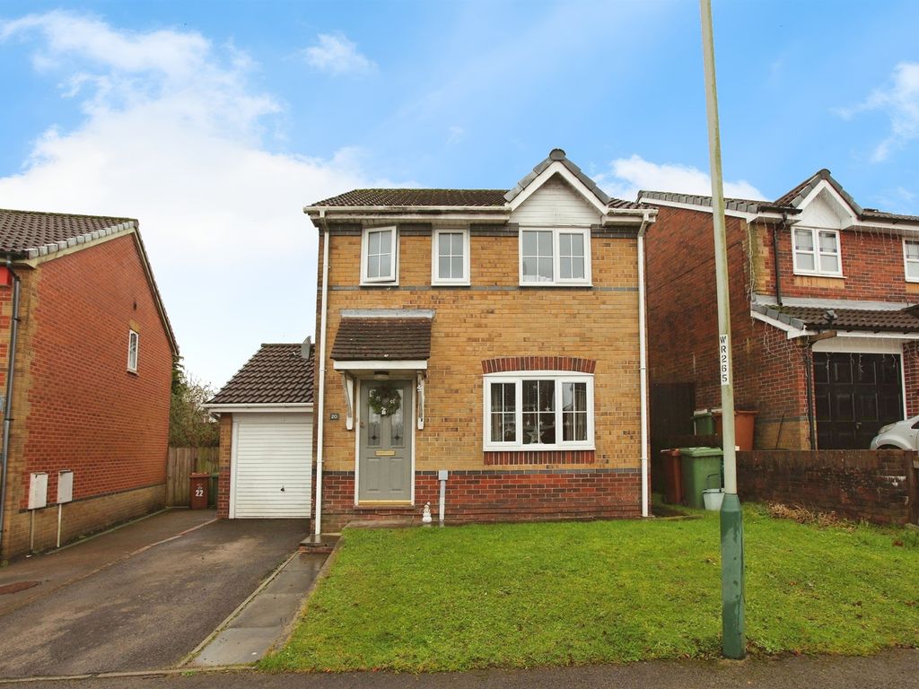 3 bed detached house for sale in Meadow Way, Caerphilly CF83, £310,000