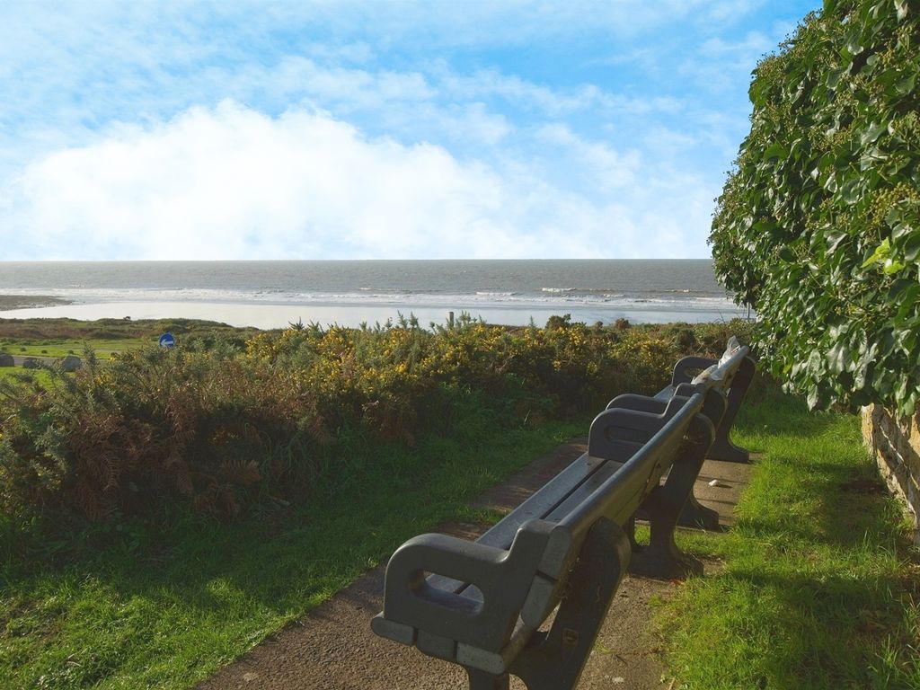 1 bed flat for sale in Rest Bay, Porthcawl CF36, £335,000