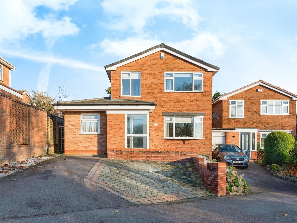 4 bed detached house for sale in Fontenaye Road, Tamworth B79, £380,000