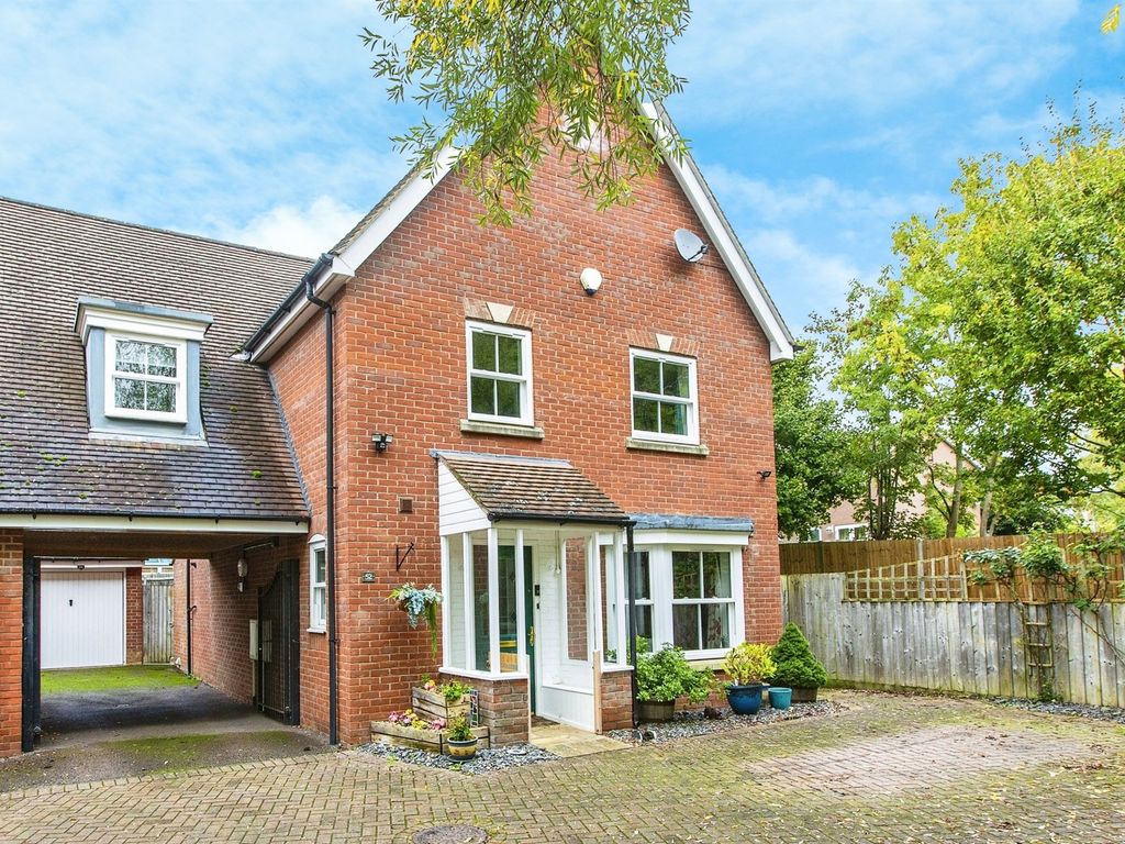 4 bed detached house for sale in Cheere Way, Papworth Everard, Cambridge CB23, £450,000