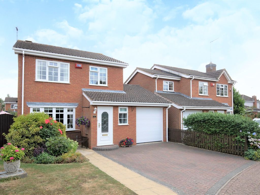 3 bed detached house for sale in Gentian Way, Newton, Rugby CV23, £360,000