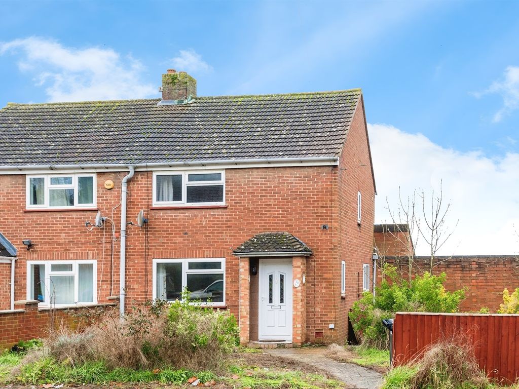 2 bed semi-detached house for sale in Pinnocks Way, Botley, Oxford OX2, £325,000