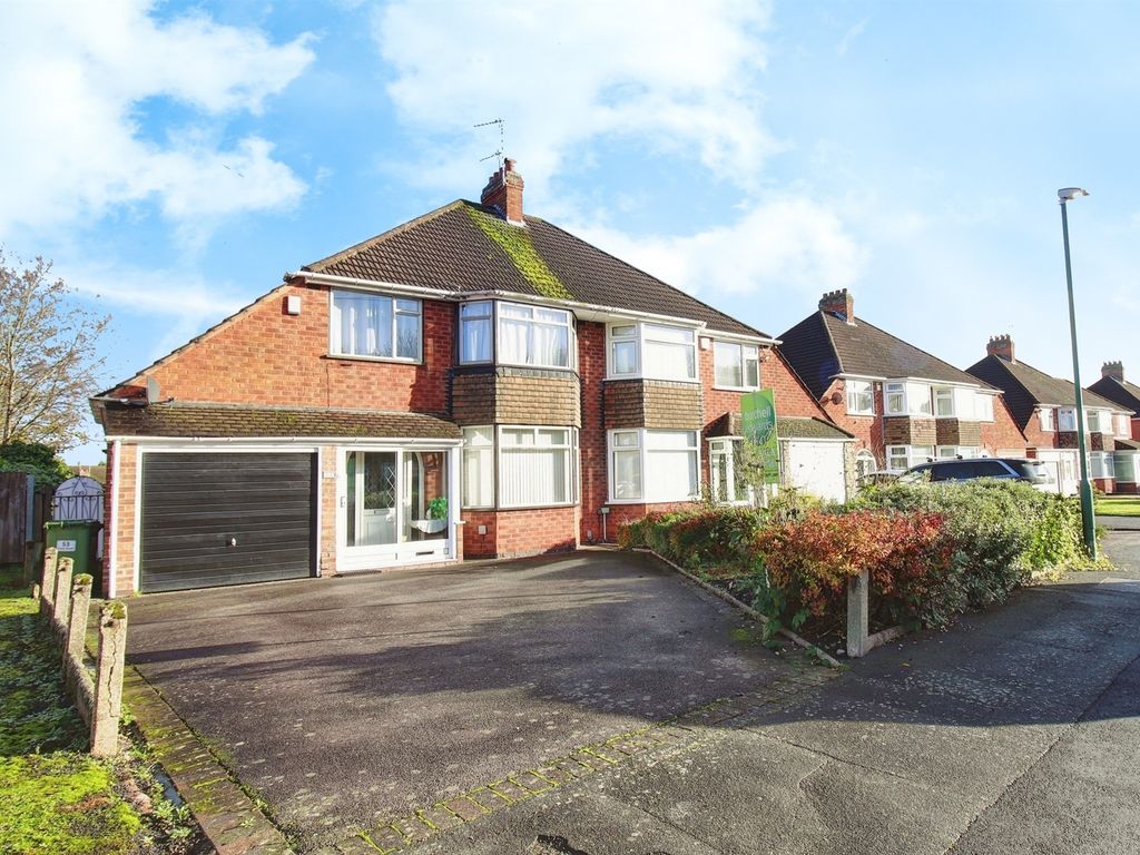3 bed semi-detached house for sale in Scott Road, Solihull B92, £350,000
