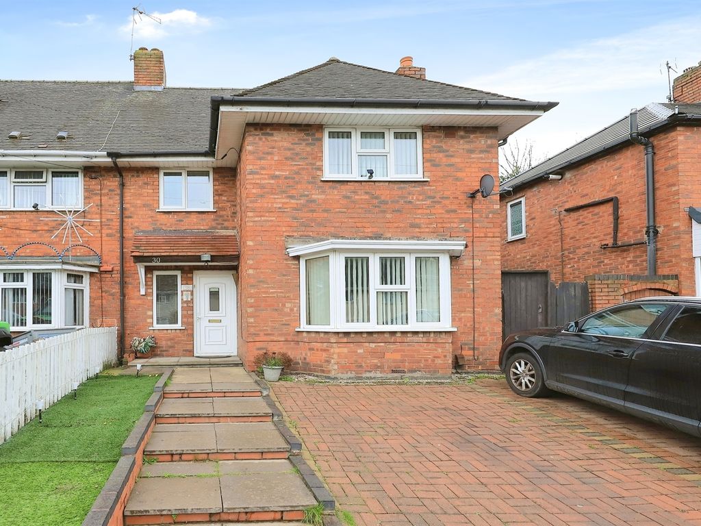 4 bed end terrace house for sale in Guy Avenue, Wolverhampton WV10, £260,000