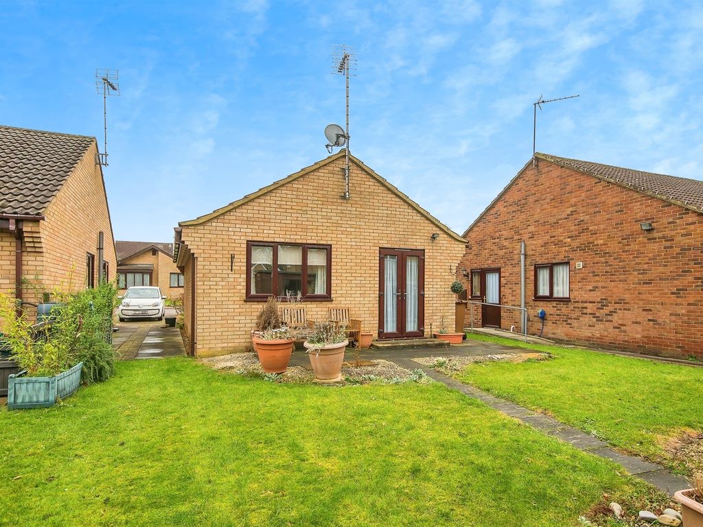 2 bed detached bungalow for sale in Beverstone, Orton Brimbles, Peterborough PE2, £150,000