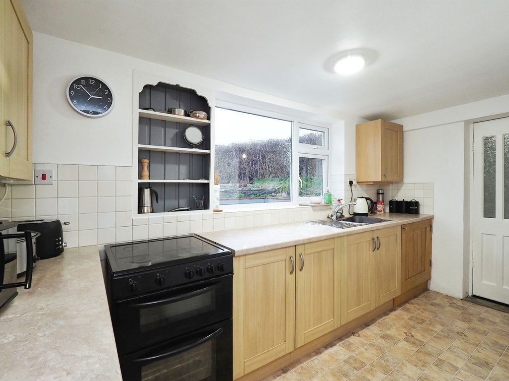 3 bed semi-detached house for sale in Belper Lane, Belper DE56, £325,000