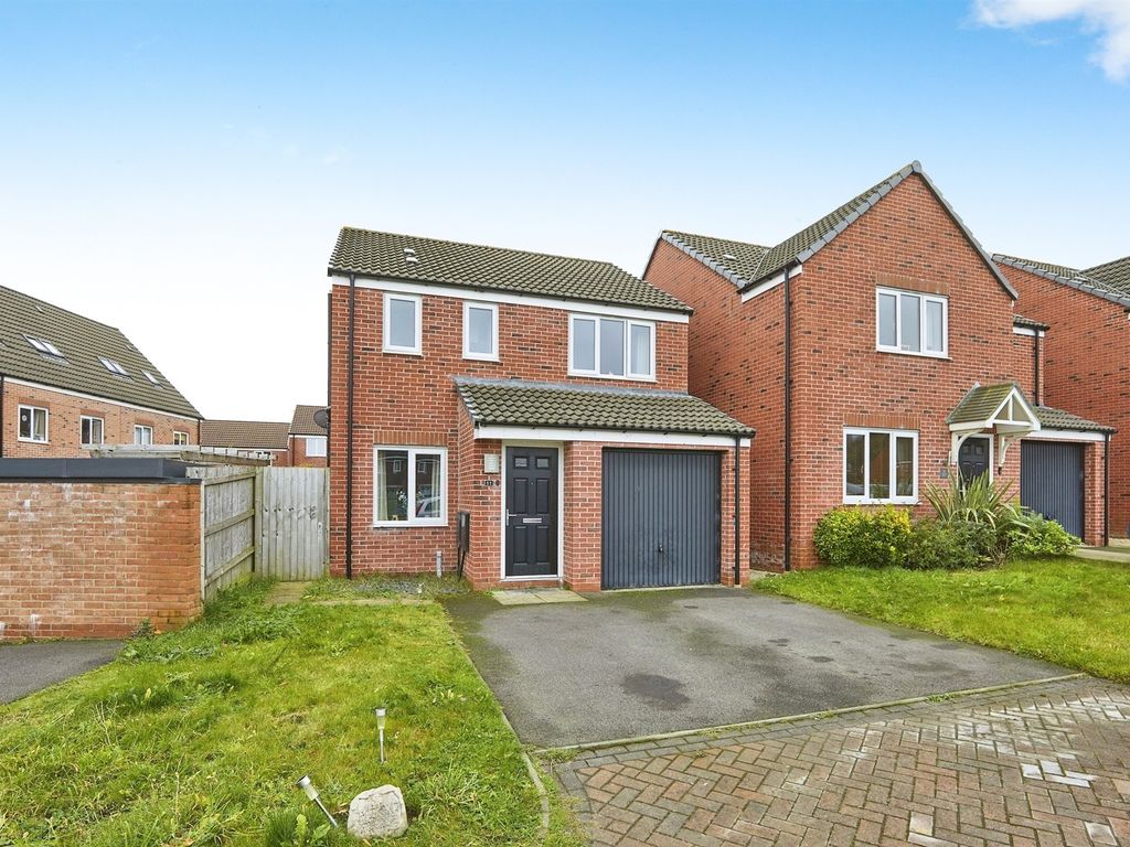 3 bed detached house for sale in Stewart Way, Annesley, Nottingham NG15, £230,000