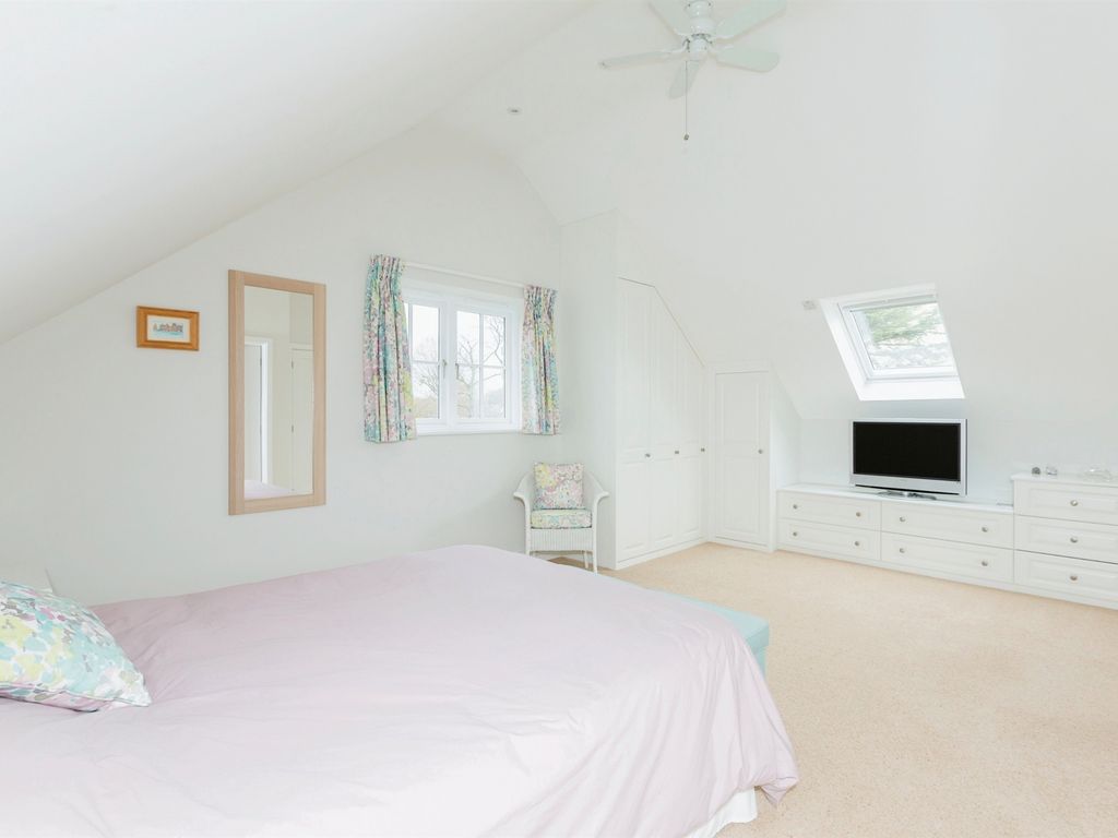 4 bed detached house for sale in High Street, Haversham, Milton Keynes MK19, £1,500,000