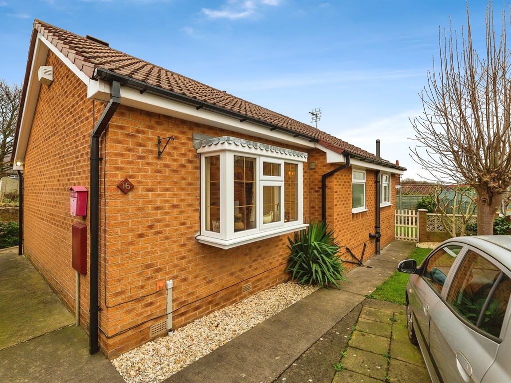2 bed detached bungalow for sale in Haverdale Rise, Old Town, Barnsley S75, £260,000