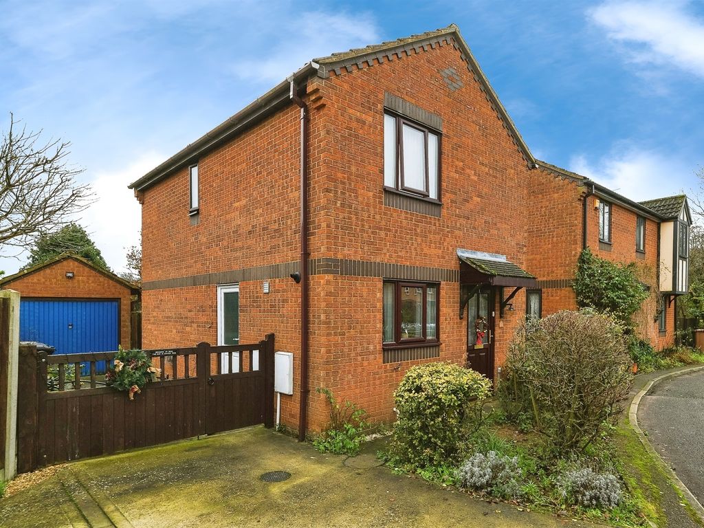 3 bed detached house for sale in Levers Close, King's Lynn PE30, £280,000