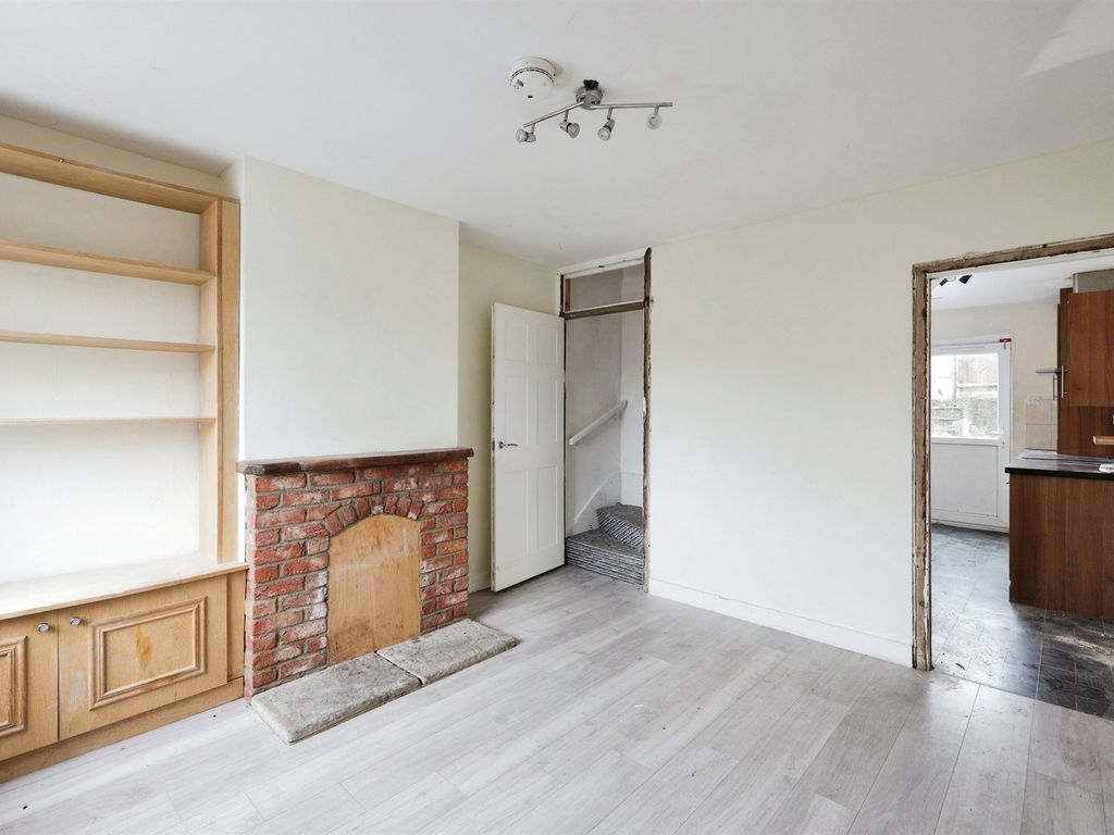 2 bed semi-detached house for sale in Brockhurst Road, Chesham HP5, £325,000