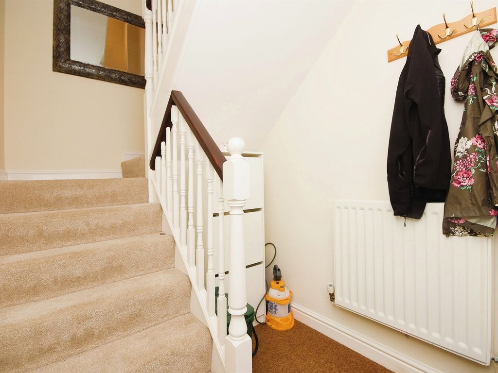 1 bed maisonette for sale in Hadfield Drive, Black Notley, Braintree CM77, £190,000