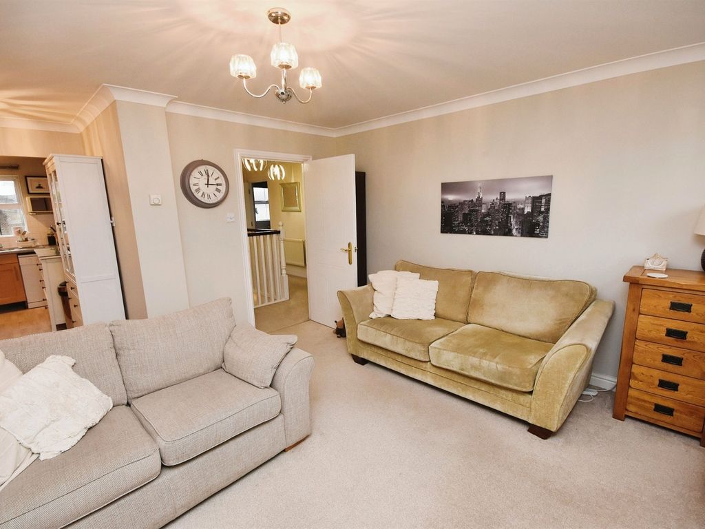 1 bed maisonette for sale in Hadfield Drive, Black Notley, Braintree CM77, £190,000