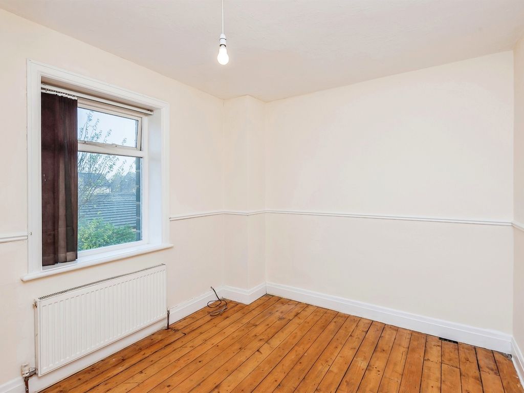3 bed terraced house for sale in Cowlersley Lane, Cowlersley, Huddersfield HD4, £160,000