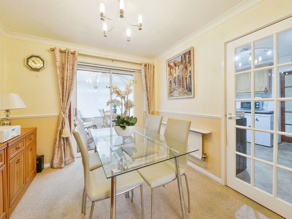 3 bed end terrace house for sale in Millfield, Welwyn Garden City AL7, £450,000