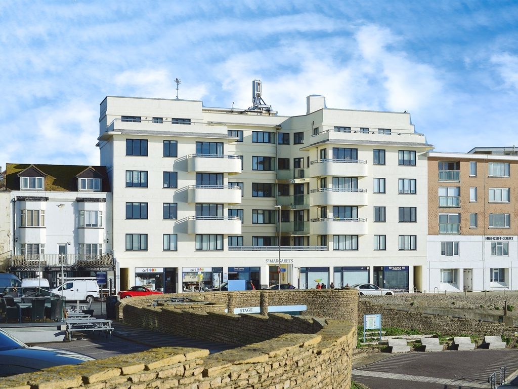 3 bed flat for sale in High Street, Rottingdean, Brighton BN2, £350,000