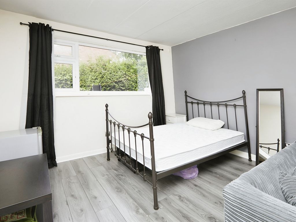 1 bed flat for sale in Blagreaves Avenue, Littleover, Derby DE23, £70,000