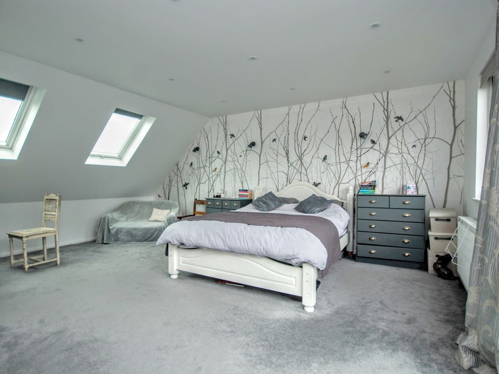 4 bed semi-detached house for sale in Hangleton Manor Close, Hove BN3, £850,000