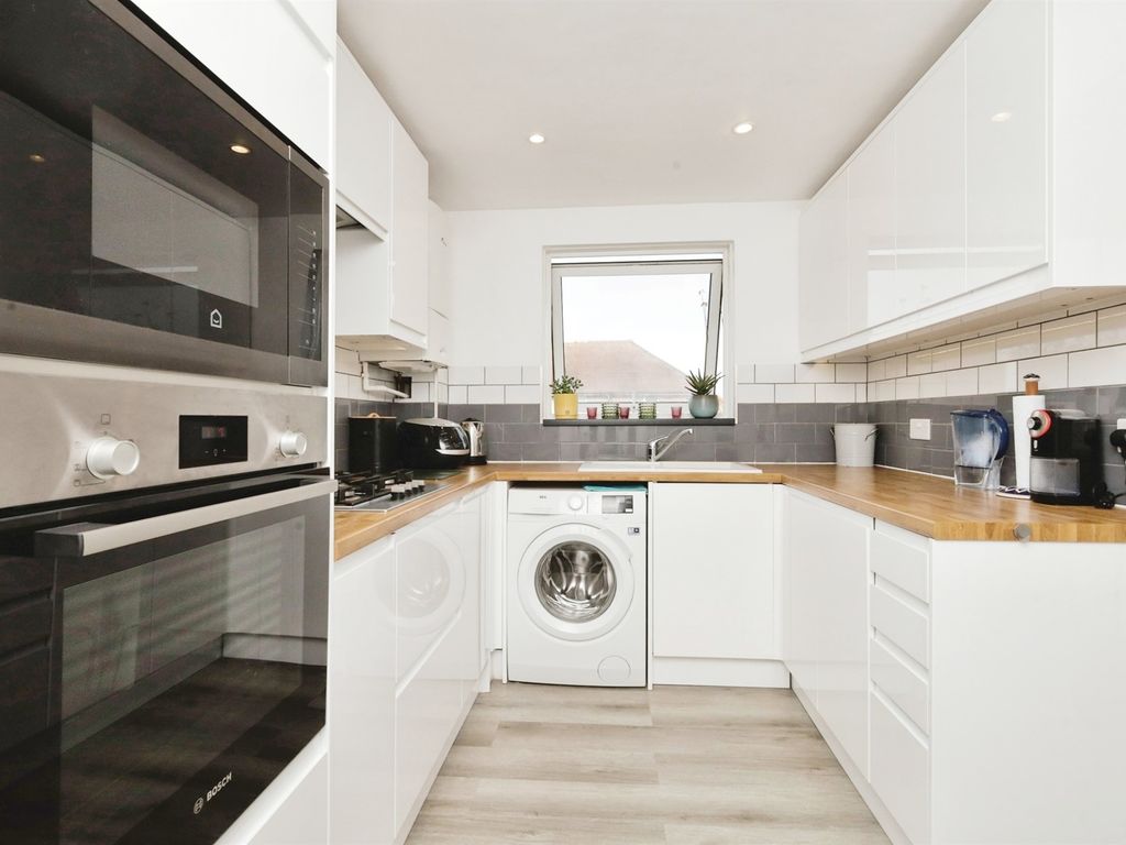 2 bed semi-detached house for sale in Prince Charles Road, Lewes BN7, £415,000