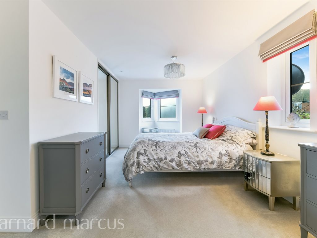 2 bed flat for sale in Woodpecker Gardens, Burgh Heath, Tadworth KT20, £450,000