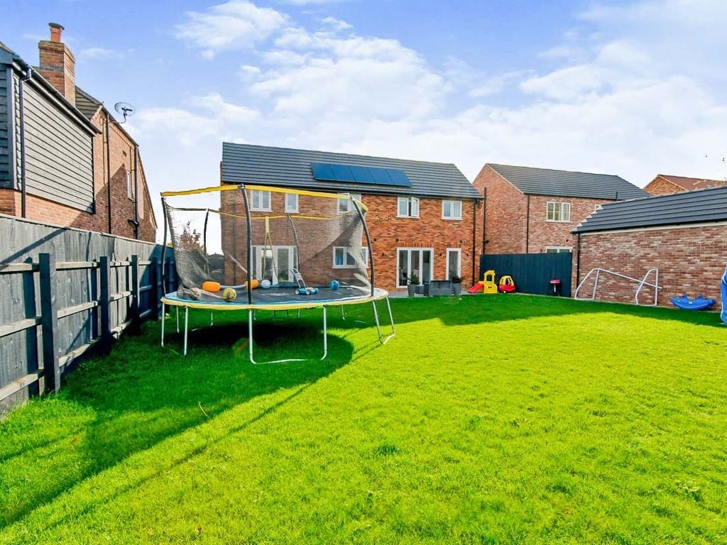 5 bed detached house for sale in Main Road, Parson Drove, Wisbech PE13, £485,000