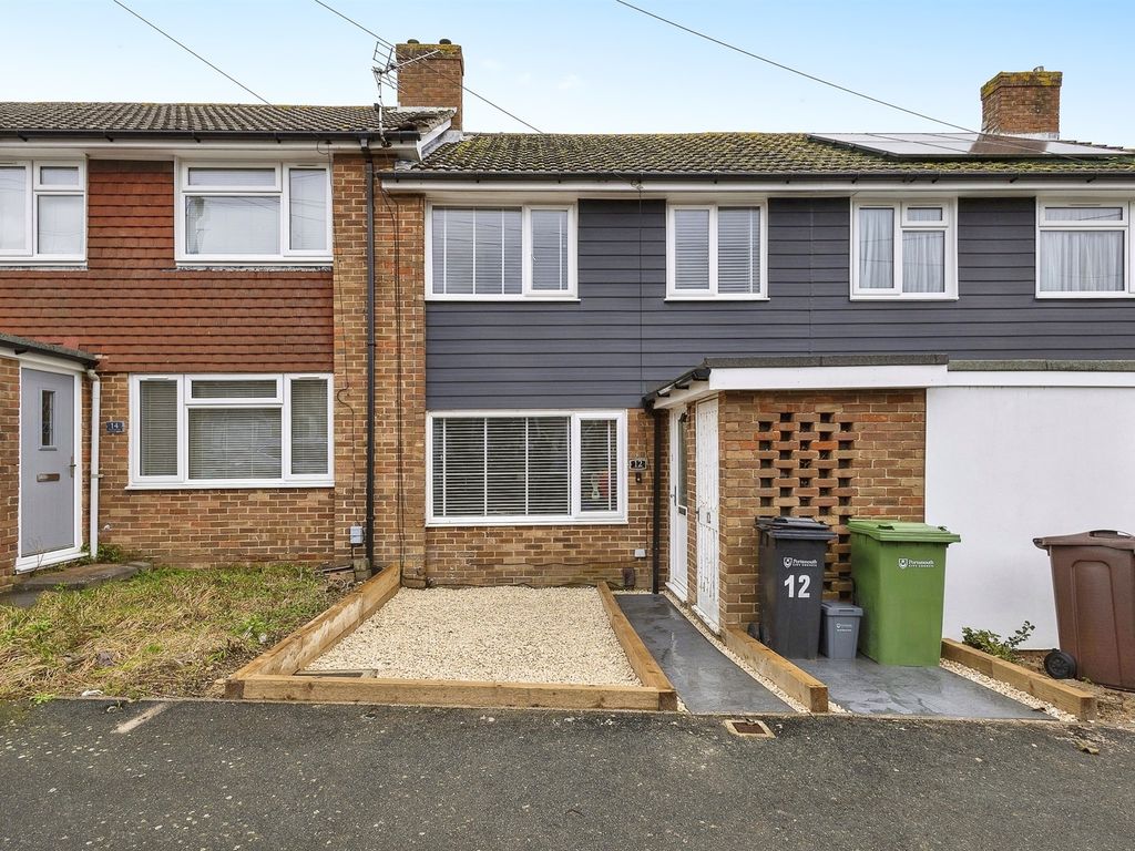 3 bed terraced house for sale in Farmlea Road, Cosham, Portsmouth PO6, £300,000