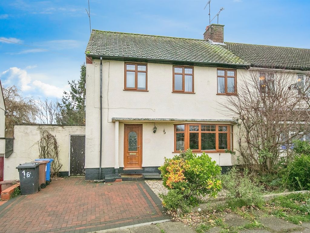 3 bed semi-detached house for sale in Glamorgan Road, Ipswich IP2, £240,000