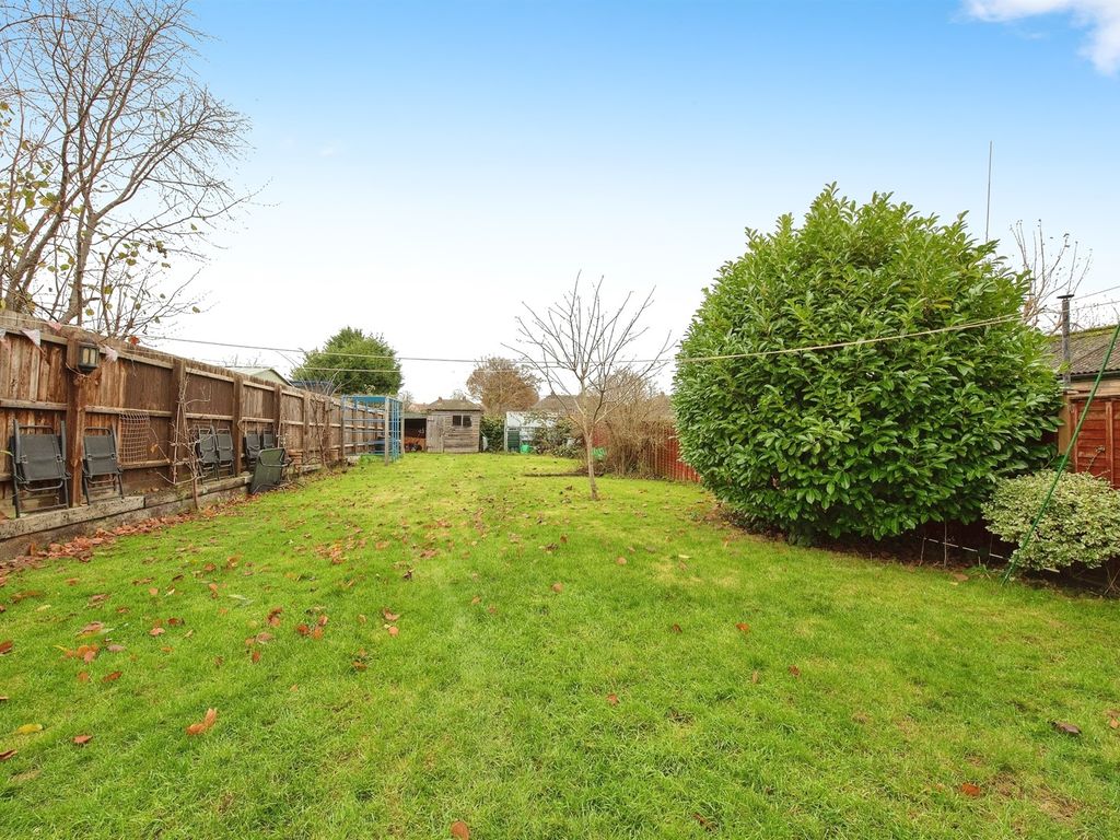 3 bed semi-detached house for sale in Chilton Avenue, Stowmarket IP14, £325,000