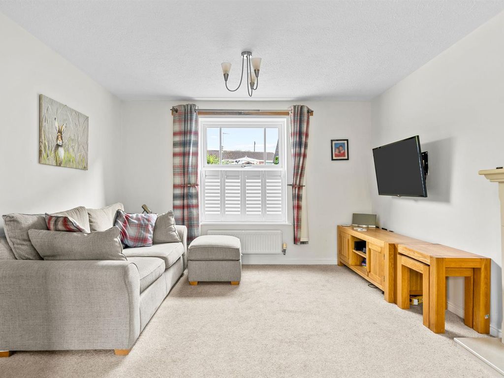 4 bed detached house for sale in Sundial Walk, Brailsford, Ashbourne DE6, £400,000