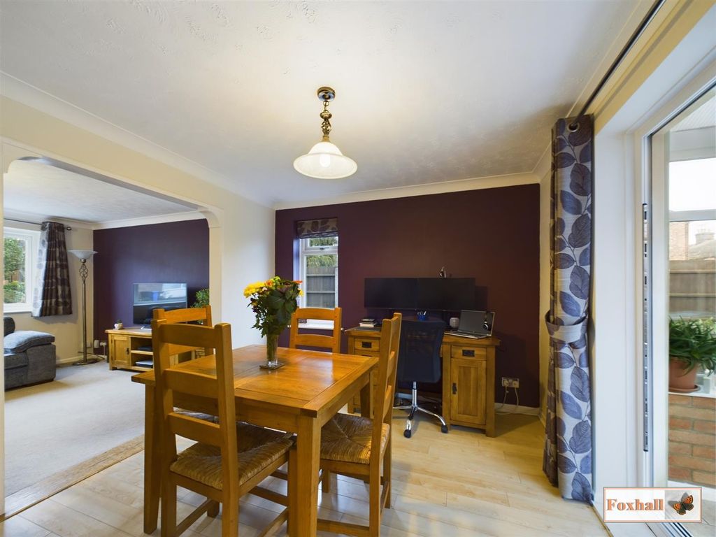 3 bed property for sale in Allington Close, Ipswich IP4, £360,000
