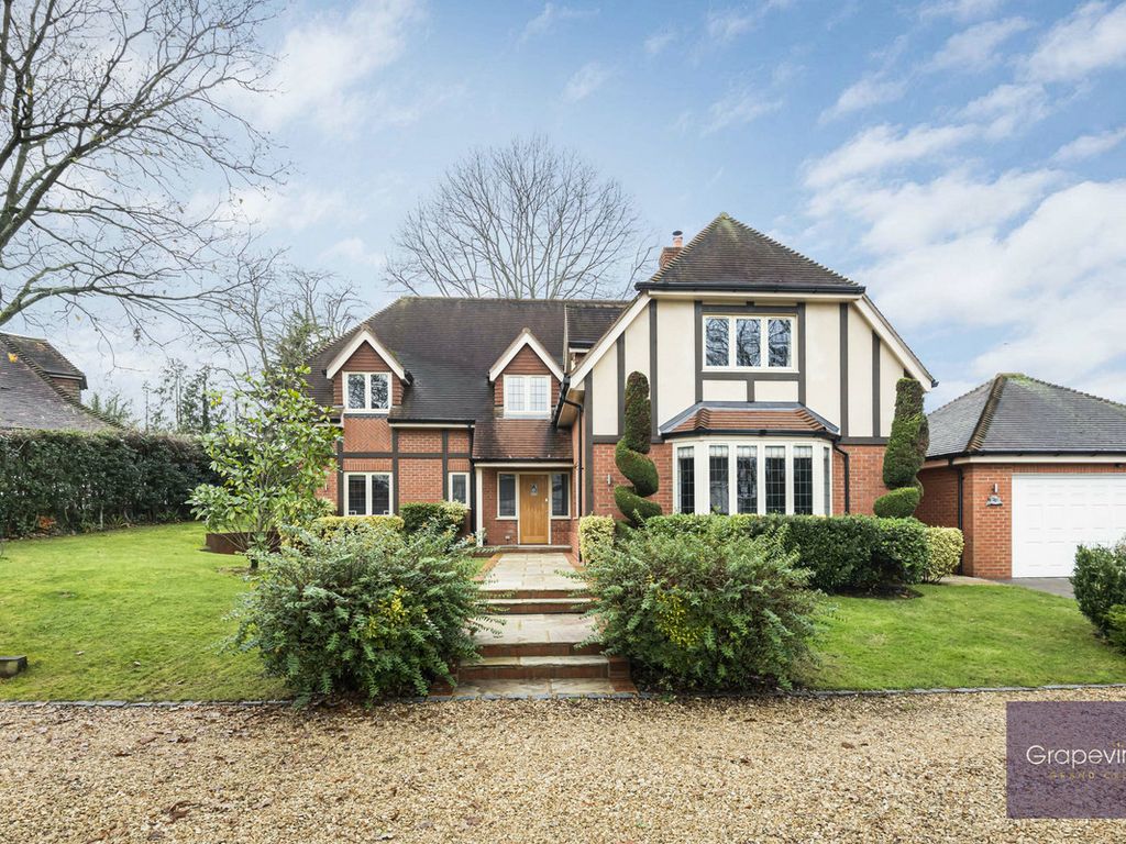 5 bed detached house for sale in Pound Lane, Sonning RG4, £2,250,000