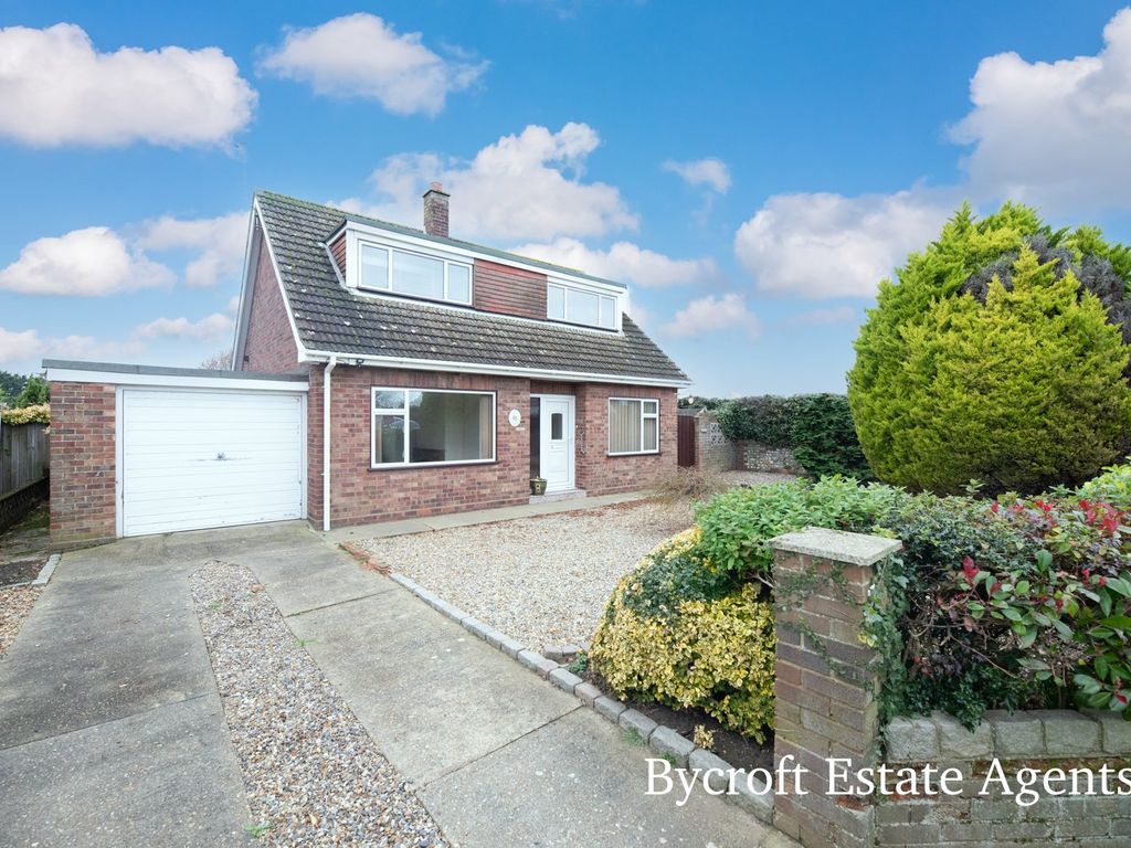 3 bed detached house for sale in Damgate Lane, Martham, Great Yarmouth NR29, £270,000