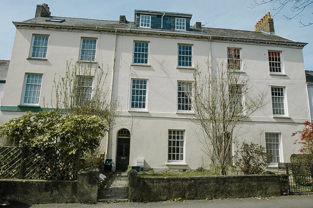 2 bed flat for sale in Barbican Terrace, Barnstaple EX32, £220,000