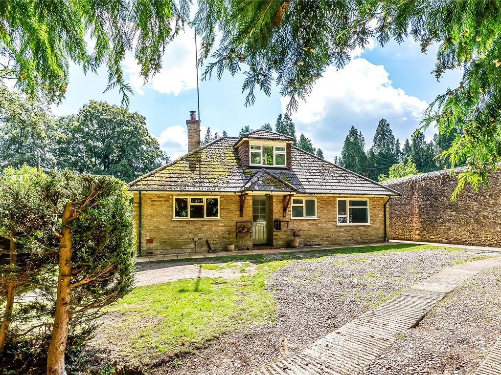 4 bed detached house for sale in Charles Hill, Tilford, Farnham, Surrey GU10, £995,000