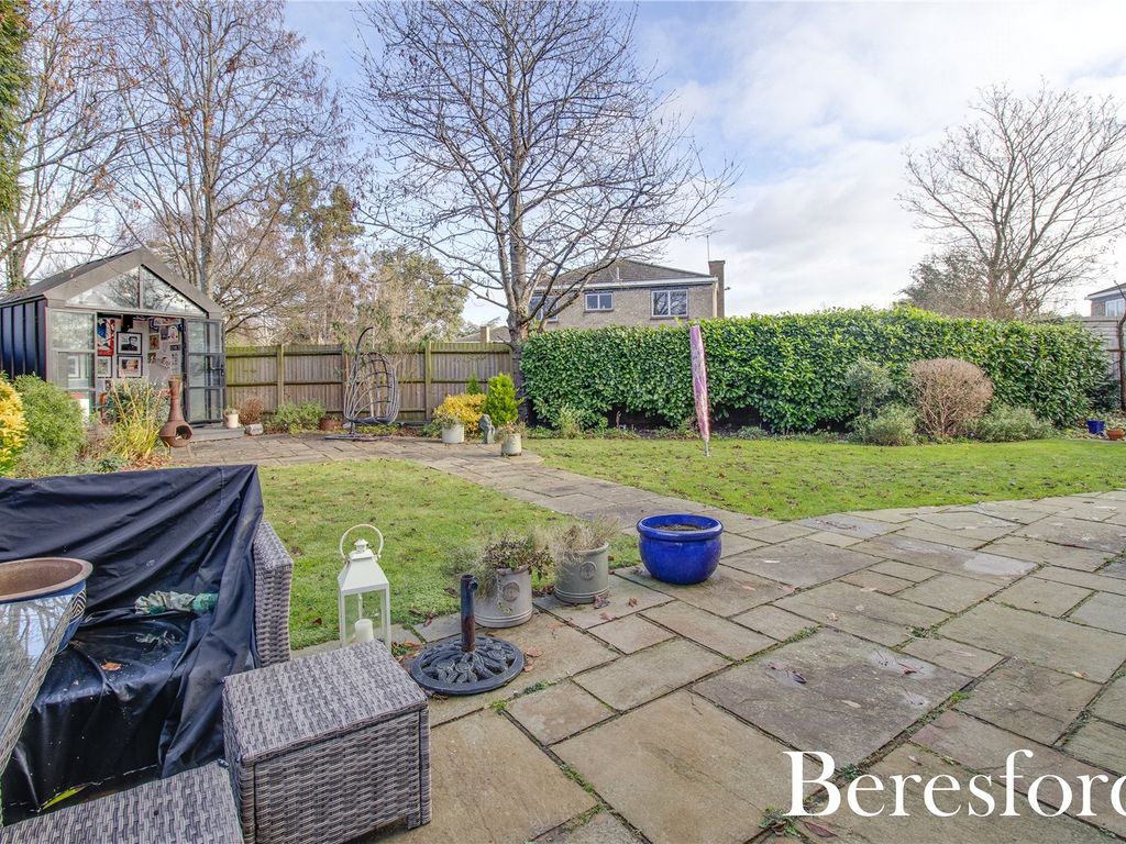 4 bed detached house for sale in Tor Bryan, Ingatestone CM4, £900,000