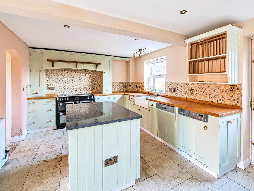 4 bed detached house for sale in Oakleaf Rise, Far Forest, Rock, Kidderminster DY14, £375,000