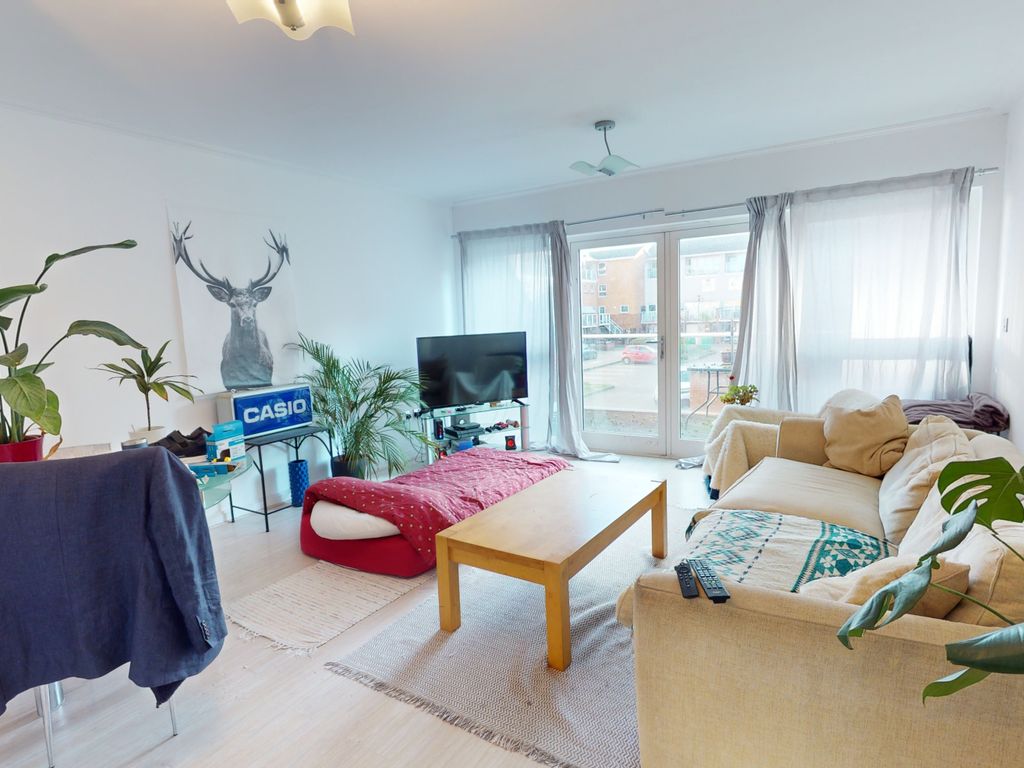 3 bed town house for sale in Taliesin Court, Cardiff Bay, Cardiff CF10, £325,000