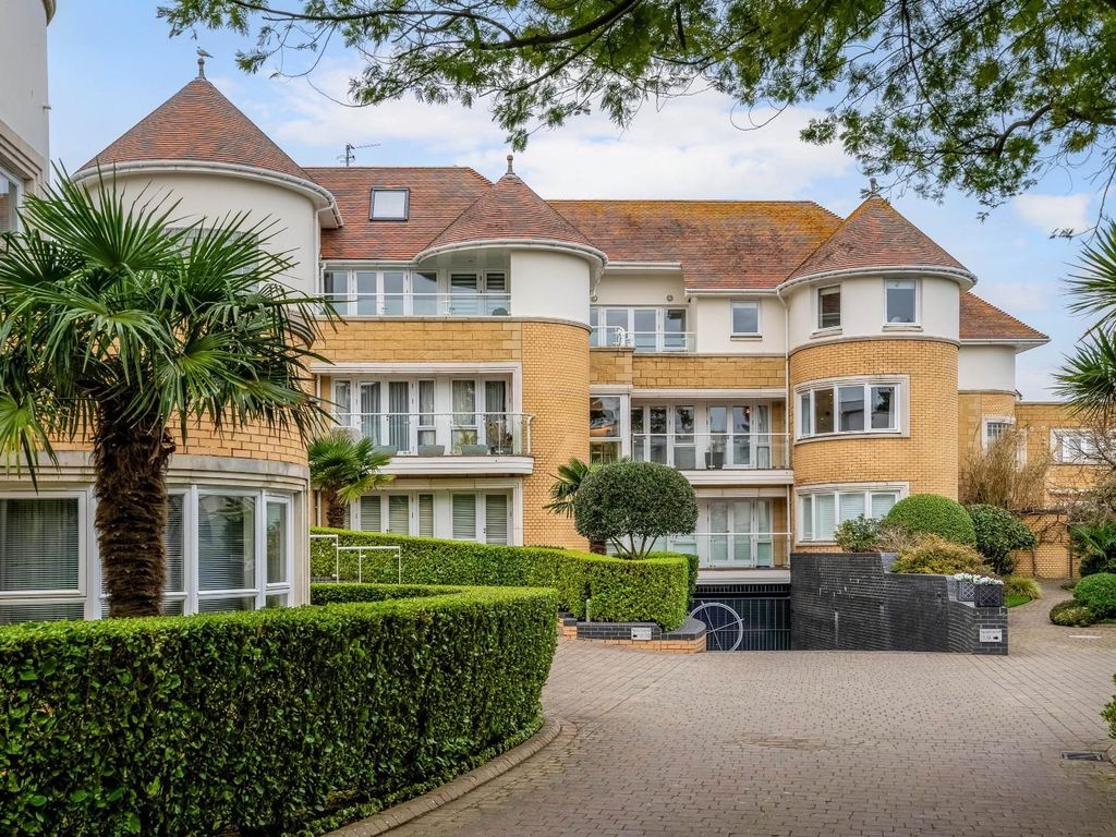 2 bed flat for sale in Panorama Road, Sandbanks, Poole BH13, £1,400,000