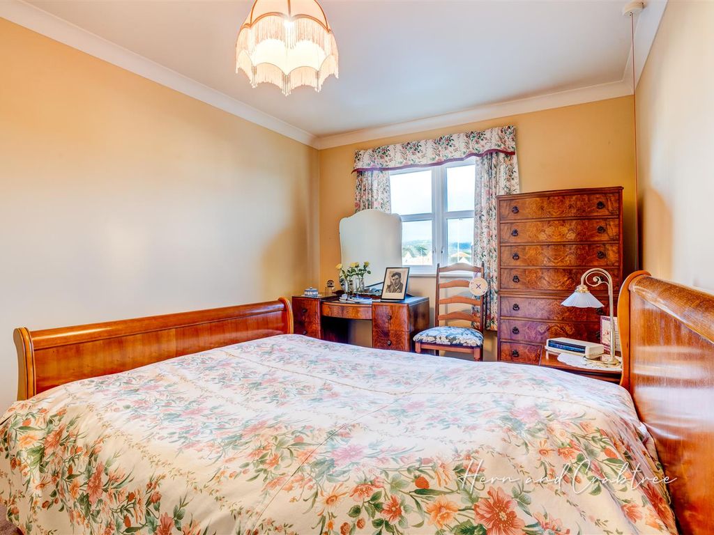 2 bed flat for sale in Latteys Close, Heath, Cardiff CF14, £125,000