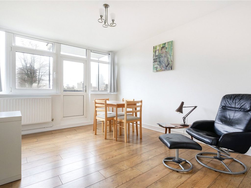 1 bed flat for sale in Hemsworth Court, Hobbs Place N1, £375,000