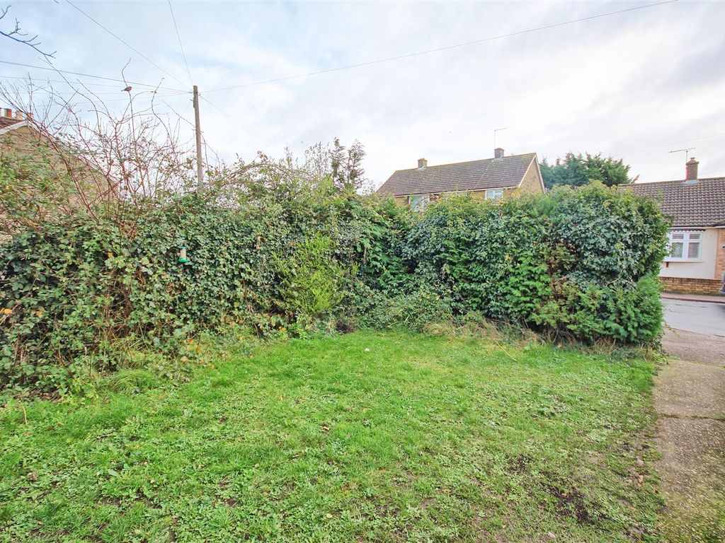 2 bed semi-detached house for sale in Downfield Road, Hertford Heath, Hertford SG13, £350,000