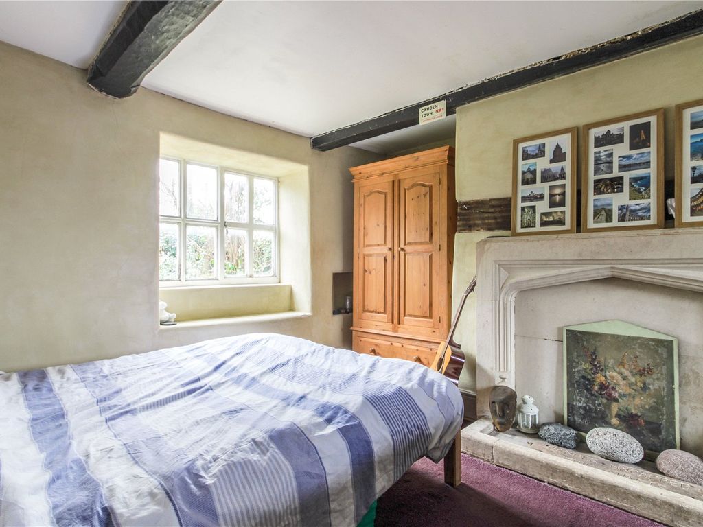 3 bed detached house for sale in Brislington Hill, Brislington BS4, £425,000